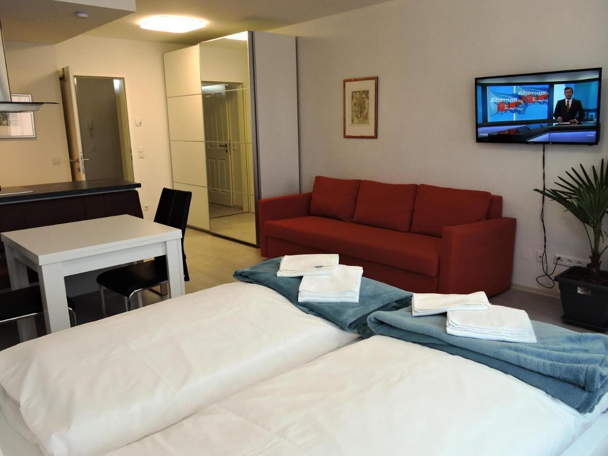 305 Berlin, Studio Apartment, 38M2 2-4 Pers Klagenfurt am Woerthersee Luaran gambar