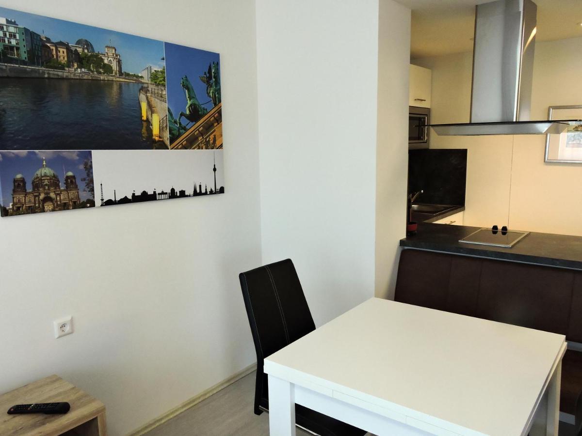 305 Berlin, Studio Apartment, 38M2 2-4 Pers Klagenfurt am Woerthersee Luaran gambar